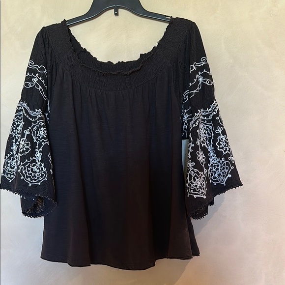 Free People Tops - Free People off shoulder bell sleeves blouse